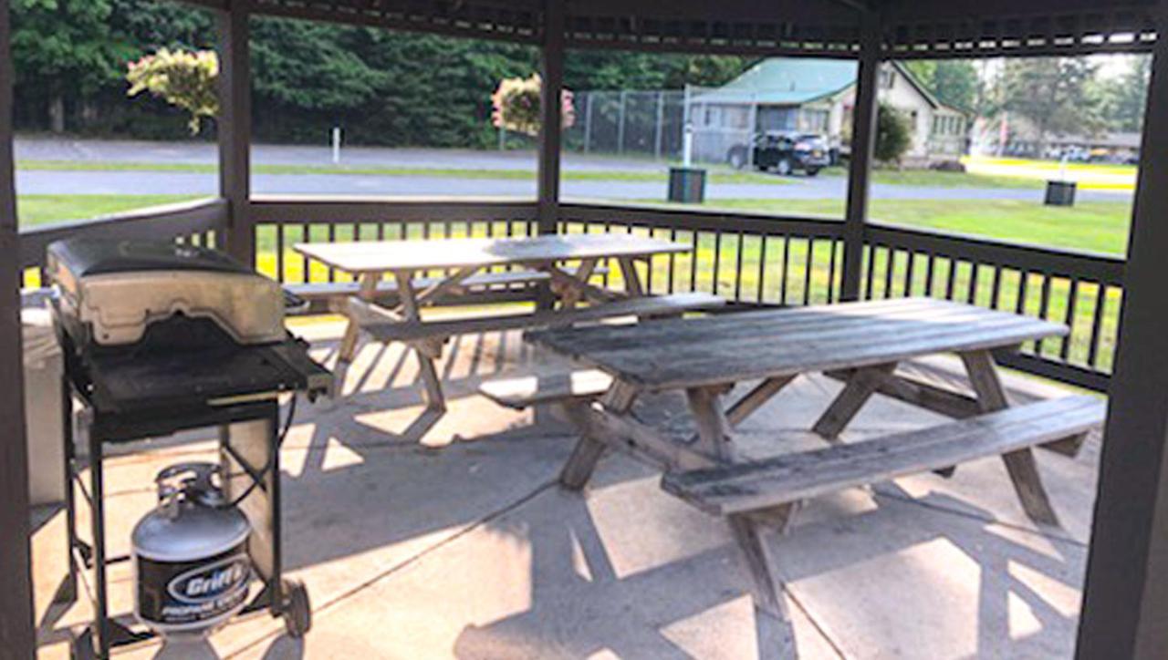 Adirondack Lodge Old Forge Exterior photo