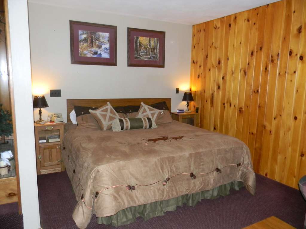 Adirondack Lodge Old Forge Room photo